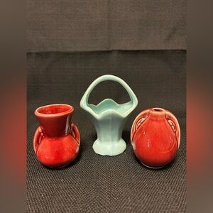 Vintage 3 small vases